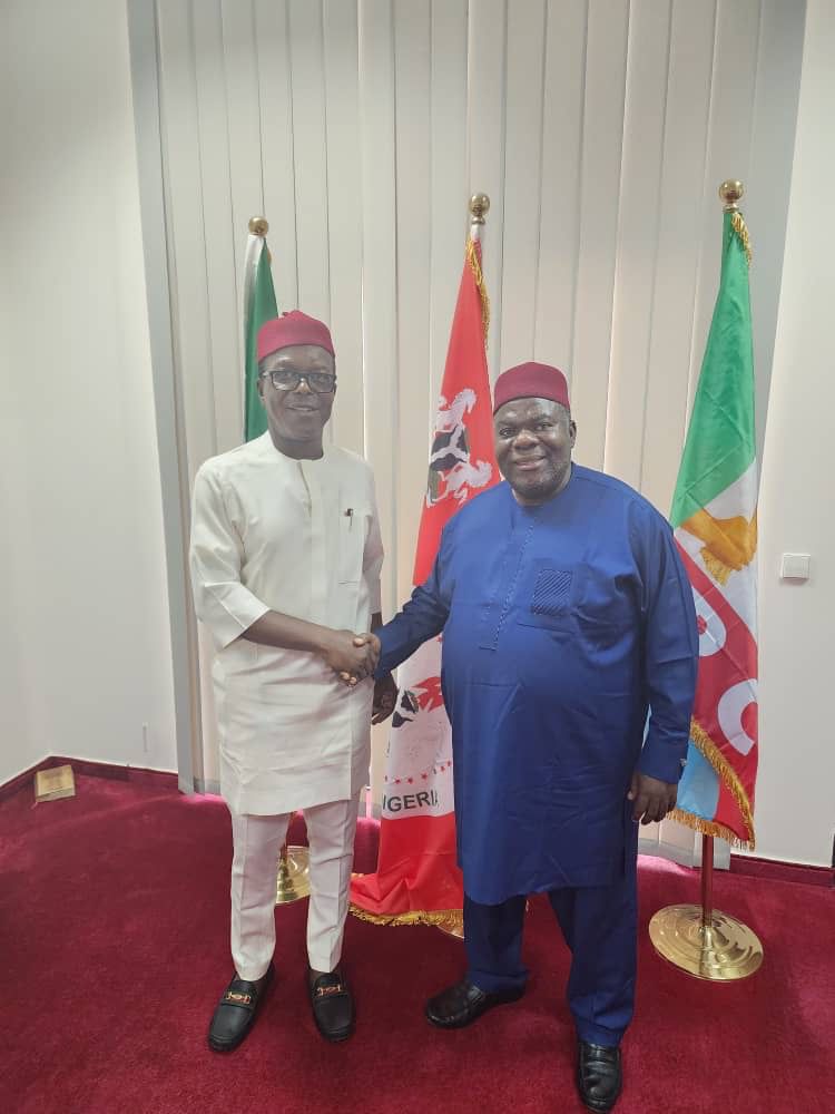 Momentum Builds for Ndubueze as Chief Enwenaonu Endorses Imo North Senator, Pledges Support for Re-Election Momentum Builds for Ndubueze as Chief Enwenaonu Endorses Imo North Senator, Pledges Support for Re-Election