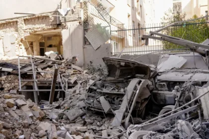 US & Israel attack Iran, President Trump calls for regime change US & Israel attack Iran, President Trump calls for regime change