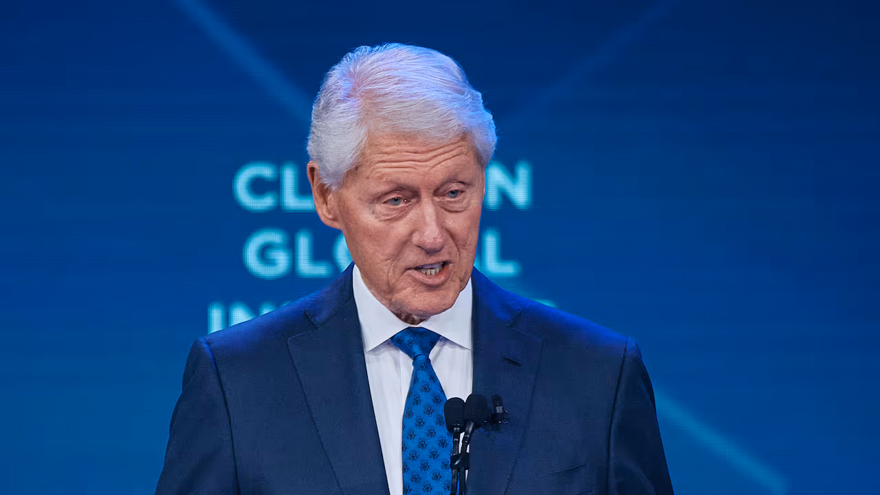 Clinton Denies Knowledge of Epstein’s Crimes, Condemns Subpoena of Hillary Clinton in Congressional Hearing Clinton Denies Knowledge of Epstein’s Crimes, Condemns Subpoena of Hillary Clinton in Congressional Hearing