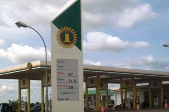 Nigerians Face Fresh Economic Strain as Petrol Prices Exceed N1,000 Per Litre Nationwide
