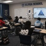 AI-Powered School Without Teachers Set to Launch in Chicago, Stirring Debate Over the Future of Learning