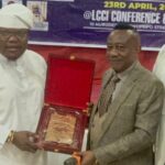 (Video) OmoBarca Honoured as ‘Hero of Our Time’ at The Mirror Excellence Awards in Lagos