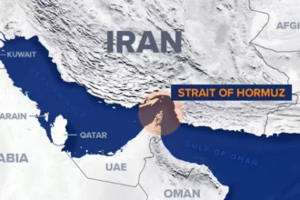 Iran Warns Ships of Destruction Without Clearance Despite Ceasefire Deal on Strait of Hormuz Iran Warns Ships of Destruction Without Clearance Despite Ceasefire Deal on Strait of Hormuz