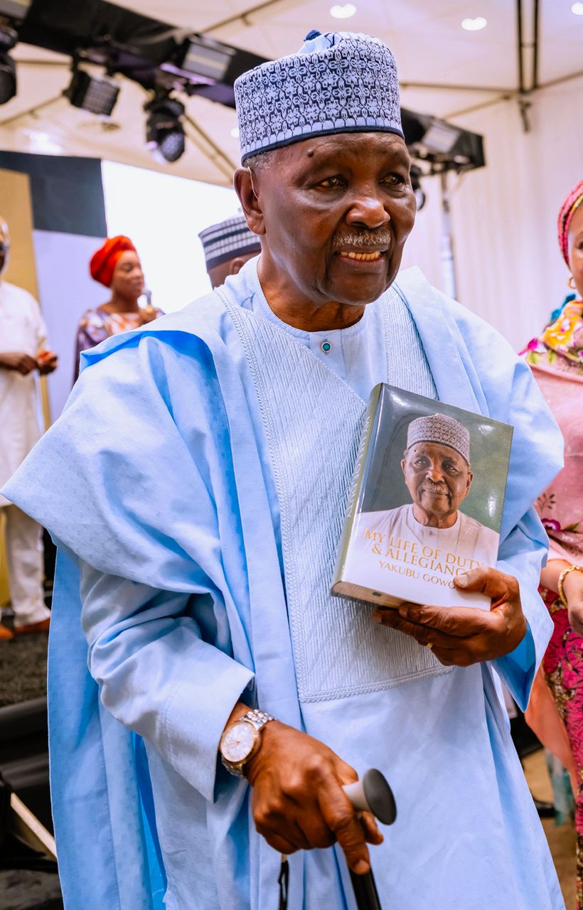(Photos) General Gowon Launches Autobiography to Clarify Civil War Decisions