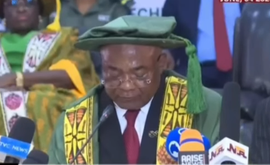 (Video) Uzodimma’s Convocation Speech Sparks Social Media Reactions After Pronunciation Slip at FUTO (Video) Uzodimma’s Convocation Speech Sparks Social Media Reactions After Pronunciation Slip at FUTO