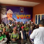 (Video) OmoBarca Receives Defectors into NDC in Ajeromi-Ifelodun, Promises Quality Representation (Video) OmoBarca Receives Defectors into NDC in Ajeromi-Ifelodun, Promises Quality Representation