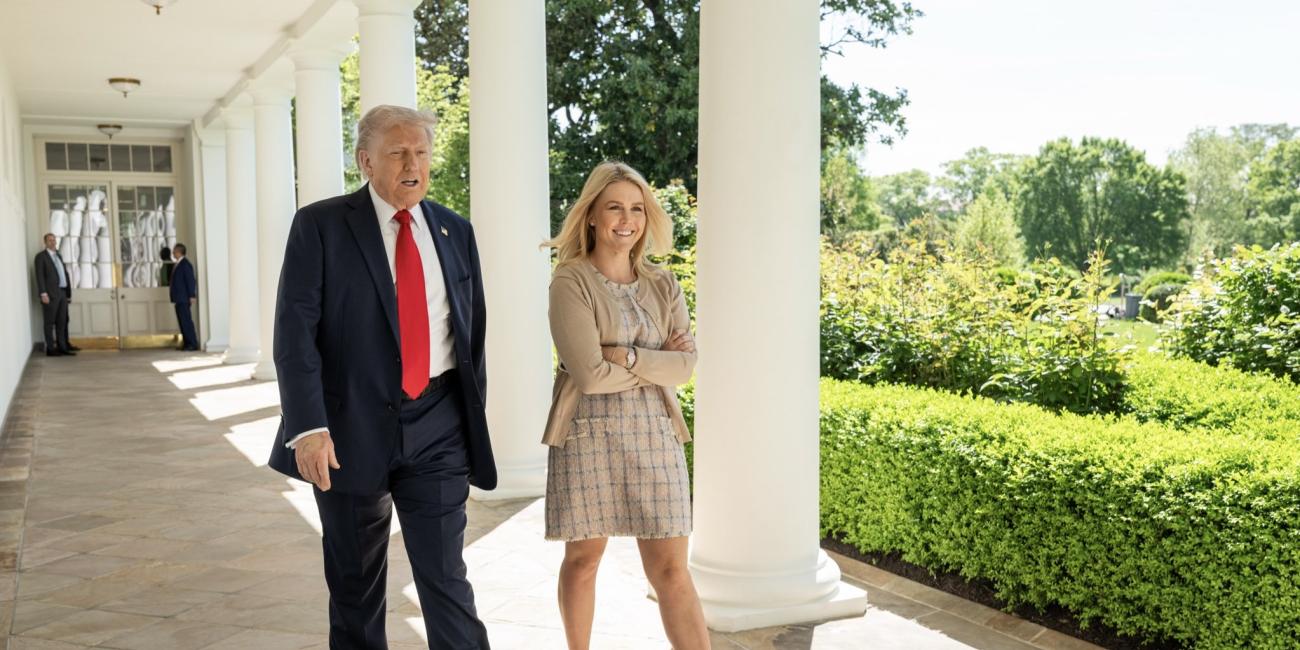 Karoline Leavitt to Leave White House Press Secretary Role, Cites Family Responsibilities