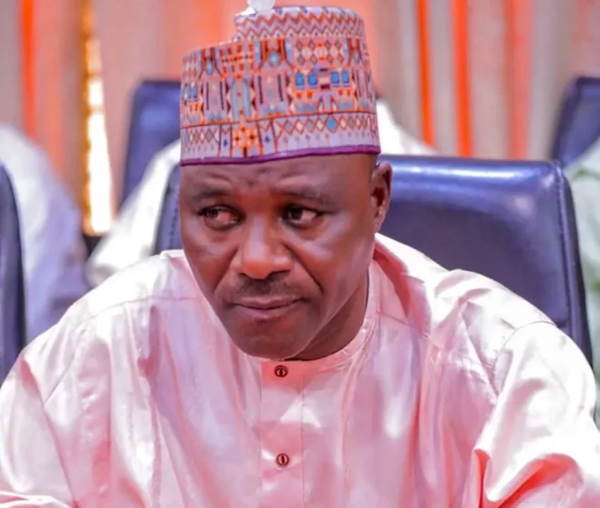 (Video) Borno Commissioner Threatens to Flog, Cut Off Fingers of Voters Who Do Not Support APC