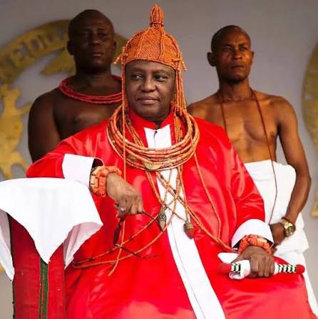 Benin Royal Stool Is Non-Partisan, Oba Ewuare II Tells APC Campaign Council Benin Royal Stool Is Non-Partisan, Oba Ewuare II Tells APC Campaign Council