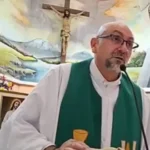 Catholic Priest Dies After Heavy Wooden Cross Falls on Him During Mass in Ecuador Catholic Priest Dies After Heavy Wooden Cross Falls on Him During Mass in Ecuador