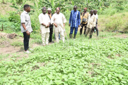 Pro-Chancellor Inspects 2,000-Hectare FUNAAB Alumni Farmland Pro-Chancellor Inspects 2,000-Hectare FUNAAB Alumni Farmland